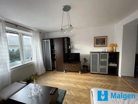 Pronájem bytu 1+1, Mníšek pod Brdy, 9. května, 52 m2