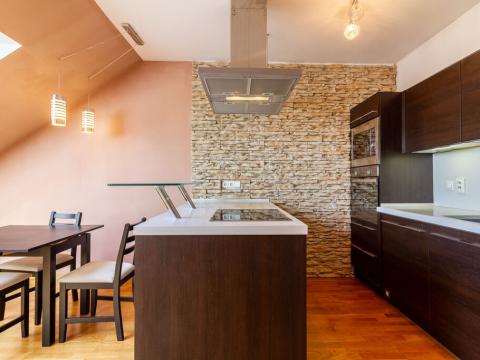 Pronájem bytu 3+kk, Praha - Smíchov, Radlická, 70 m2