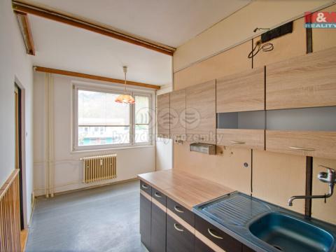 Prodej bytu 3+1, Vsetín, Ohrada, 74 m2