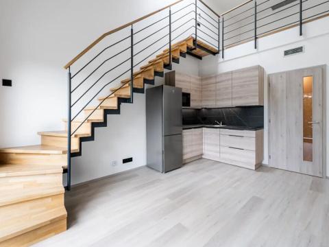 Pronájem bytu 2+kk, Praha - Hlubočepy, Slivenecká, 51 m2