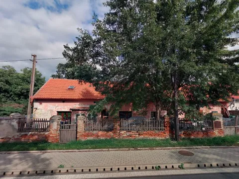 Prodej podílu rodinného domu, Kly, 33 m2