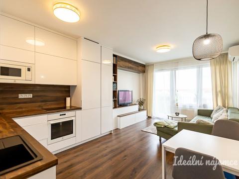 Pronájem bytu 2+kk, Praha - Hloubětín, Lehovecká, 50 m2