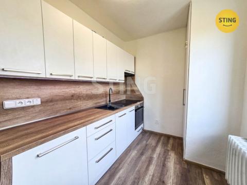 Pronájem bytu 2+1, Karviná, Závodní, 57 m2