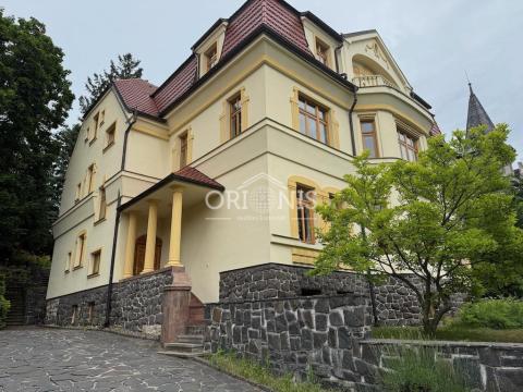 Pronájem bytu 4+1, Chomutov, Čelakovského, 150 m2