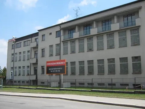 Pronájem komerční nemovitosti, Třebíč, Dr. Holubce, 70 m2