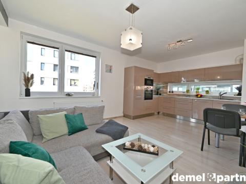 Pronájem bytu 2+kk, Praha, Mrázkova, 46 m2