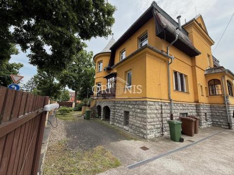 Pronájem bytu 4+1, Chomutov, Škroupova, 80 m2