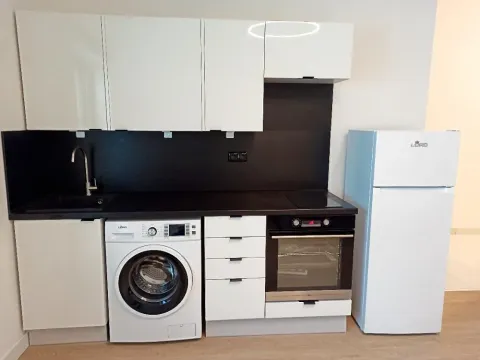 Pronájem bytu 1+kk, Praha - Vysočany, Poděbradská, 27 m2