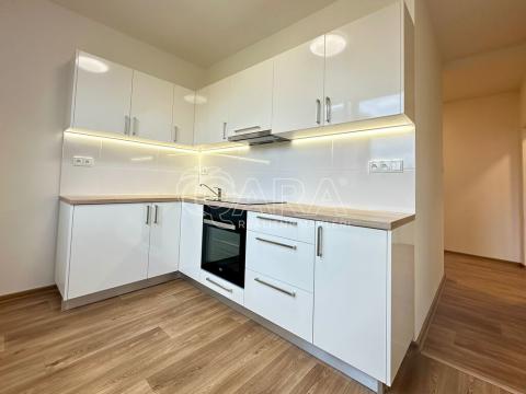 Pronájem bytu 2+1, Orlová - Lutyně, Vnitřní, 55 m2