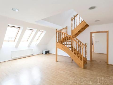 Pronájem bytu 3+1, Praha - Nové Město, Štěpánská, 121 m2