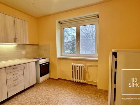 Pronájem bytu 1+1, Neratovice, Školní, 30 m2