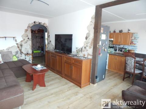Prodej bytu 3+1, Libochovice, Revoluční, 67 m2
