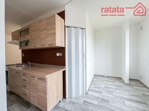 Pronájem bytu 3+1, Klášterec nad Ohří, Jana Ámose Komenského, 67 m2