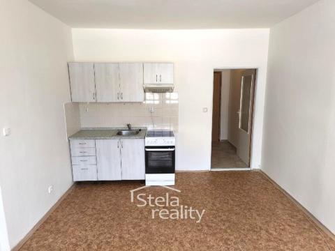 Pronájem bytu 1+1, Bruntál, Šmilovského, 44 m2