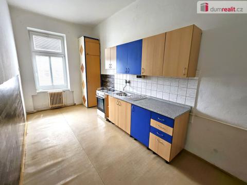 Pronájem bytu 2+1, Lovosice, Dlouhá, 73 m2
