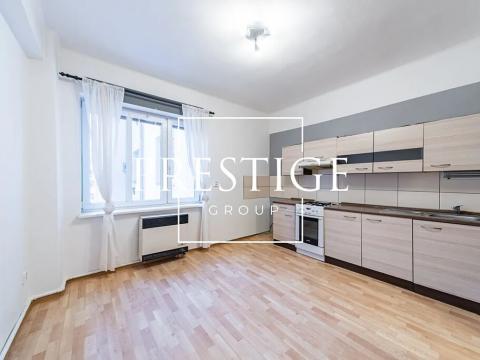 Prodej bytu 1+1, Praha - Žižkov, Jeseniova, 46 m2