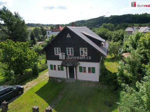 Prodej rodinného domu, Lipová, 200 m2
