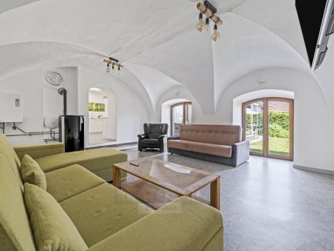 Pronájem bytu 3+1, Slavče, 100 m2