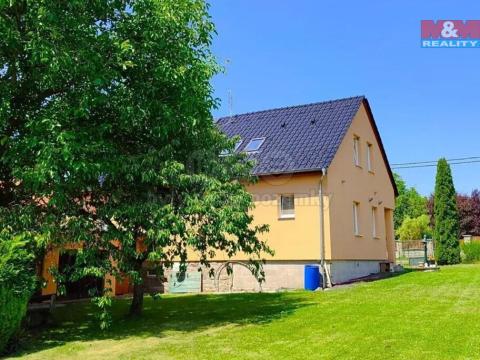 Prodej rodinného domu, Těně, 195 m2