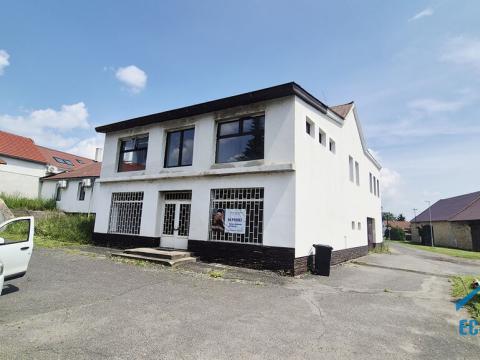 Prodej vícegeneračního domu, Milovice - Benátecká Vrutice, 1080 m2