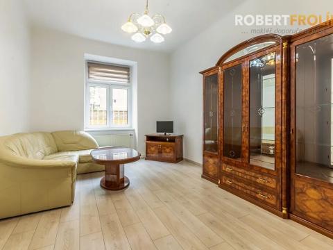 Pronájem bytu 2+kk, Praha - Dejvice, Jaselská, 48 m2