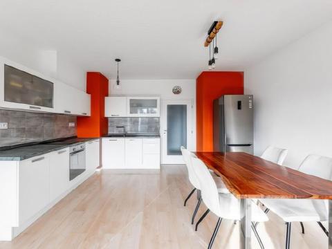 Prodej bytu 3+kk, Praha - Strašnice, Zvěřinova, 98 m2