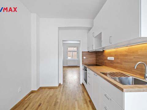 Pronájem bytu 2+1, Praha - Smíchov, Na Neklance, 55 m2