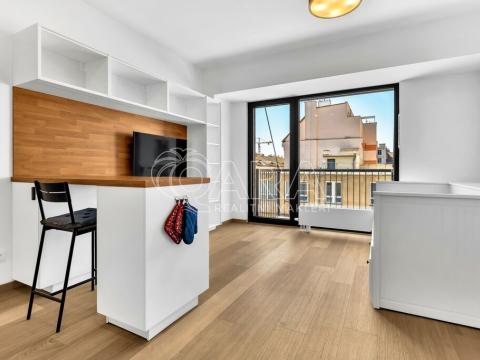 Pronájem bytu 1+kk, Praha - Holešovice, Tusarova, 28 m2
