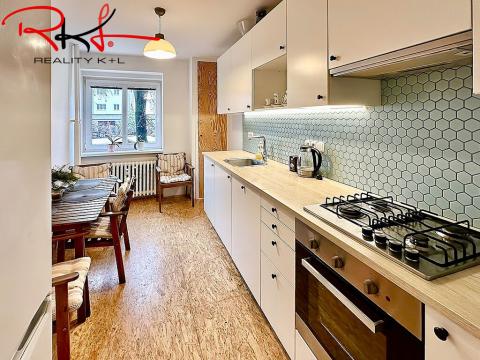 Pronájem bytu 2+1, Praha, Podbabská, 60 m2