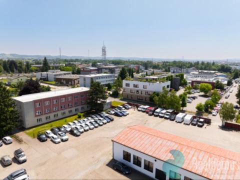 Pronájem kanceláře, České Budějovice, Školní, 1260 m2
