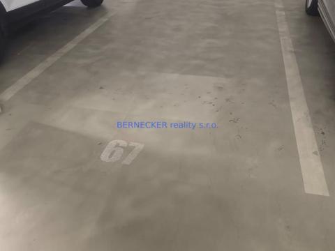 Prodej garážového stání, Hradec Králové - Pražské Předměstí, Haškova, 16 m2