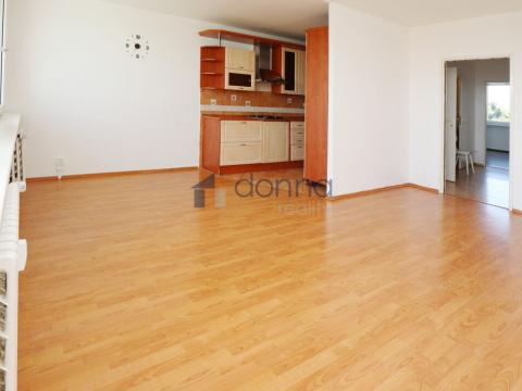 Pronájem bytu 3+kk, Praha, Křivenická, 80 m2