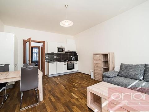 Pronájem bytu 2+kk, Praha - Žižkov, Kubelíkova, 57 m2