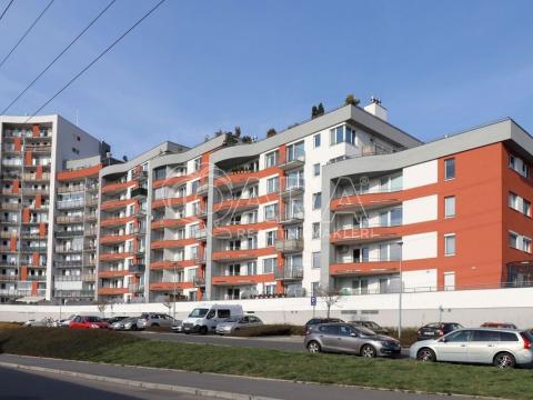 Prodej bytu 1+kk, Praha - Hloubětín, Nademlejnská, 26 m2