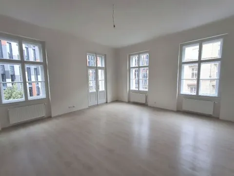Pronájem bytu 2+kk, Praha - Karlín, Vítkova, 104 m2