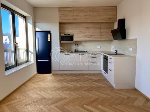 Prodej bytu 2+kk, Tábor, Bechyňská, 50 m2