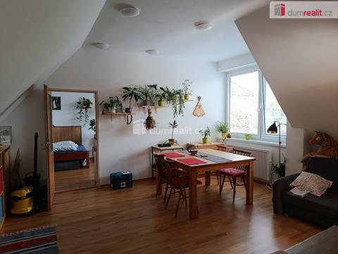 Pronájem bytu 2+kk, Praha - Smíchov, Pod hájem, 50 m2