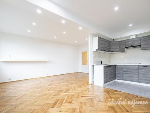 Pronájem bytu 3+kk, Praha, Štúrova, 67 m2