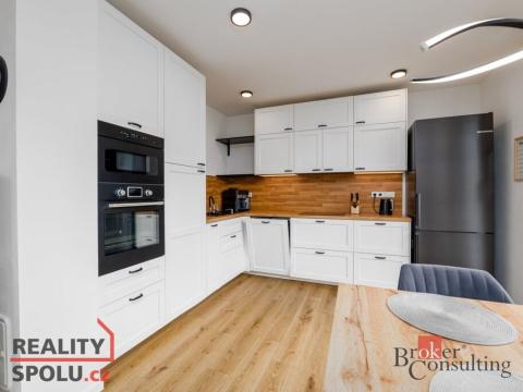 Prodej bytu 4+kk, Vochov, 88 m2