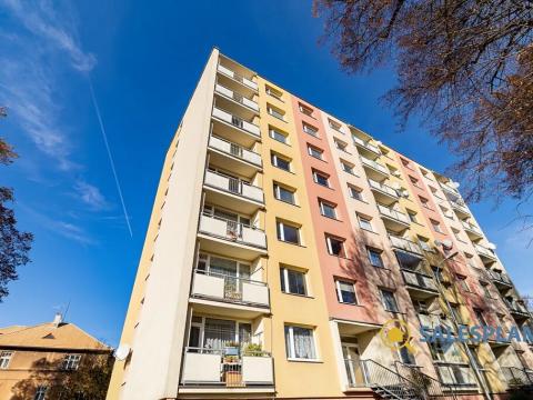 Prodej bytu 3+1, Nový Bor, Boženy Němcové, 68 m2