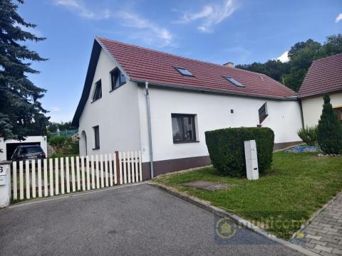 Prodej rodinného domu, Hlubočany, 320 m2