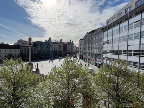 Pronájem bytu 3+1, Brno, náměstí Svobody, 98 m2