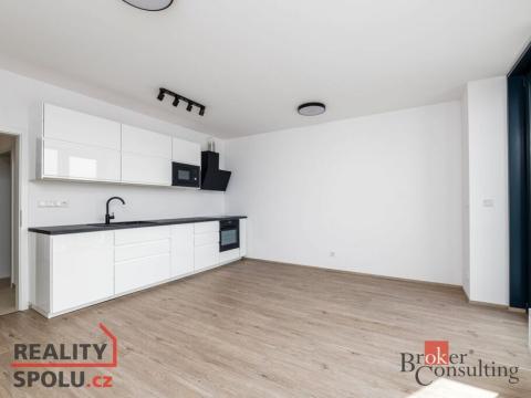 Pronájem bytu 1+kk, Plzeň - Jižní Předměstí, Měděná, 40 m2
