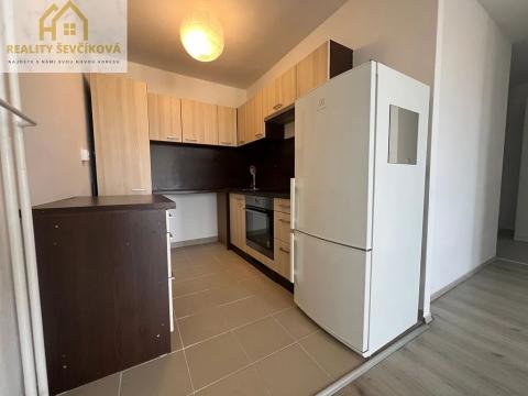 Pronájem bytu 2+kk, Hradec Králové, Jungmannova, 55 m2