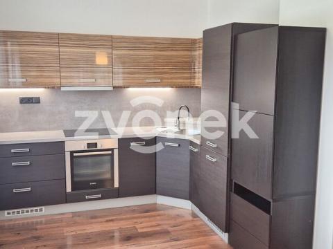 Pronájem bytu 2+1, Zlín - Kostelec, Lešenská, 78 m2
