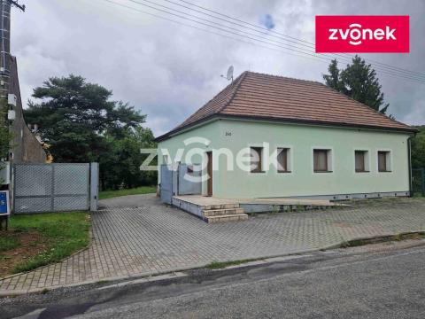 Pronájem výrobních prostor, Kudlovice, 1074 m2