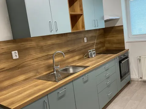 Pronájem bytu 2+1, Břeclav, Smetanovo nábřeží, 56 m2