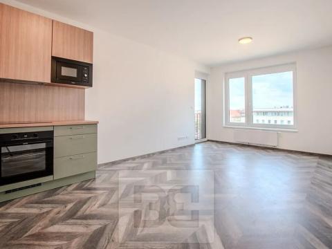 Pronájem bytu 2+kk, Praha - Vysočany, Střídavá, 56 m2