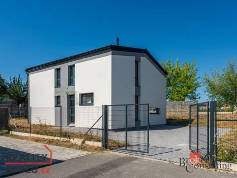 Prodej rodinného domu, Chýně, 153 m2