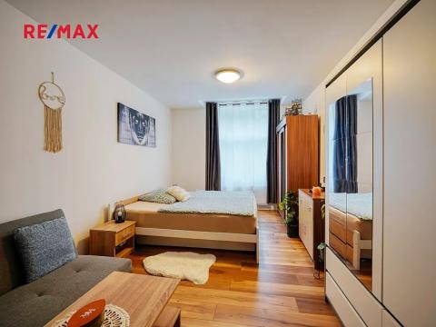Pronájem bytu 3+1, Plzeň, Máchova, 63 m2